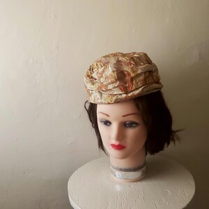 Gold Pillbox Hats - Etsy - Page 2 display picture 1