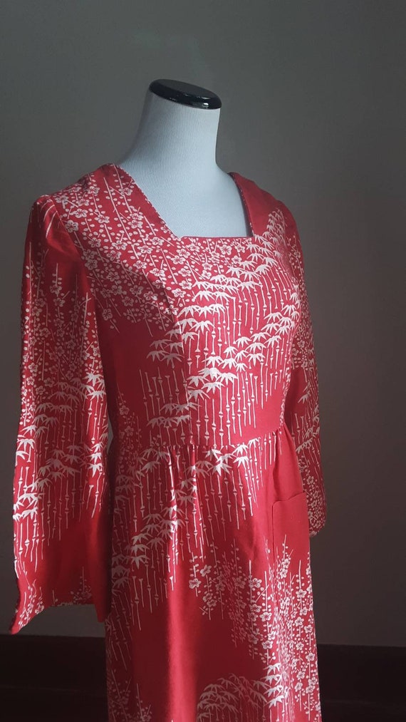 1970s Asian Boho Dress / Red flower child hippie … - image 2