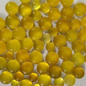 Cabochão redondo de calcedônia manga, calcedônia natural solta para fabricação de joias, calcedônia amarela redonda