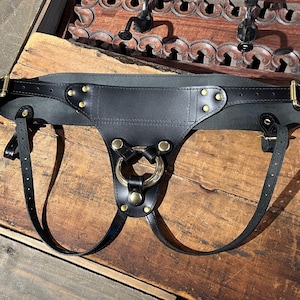 Ruffian Leather Strap-On Harness: Chromexcel Full-Grain, Adjustable