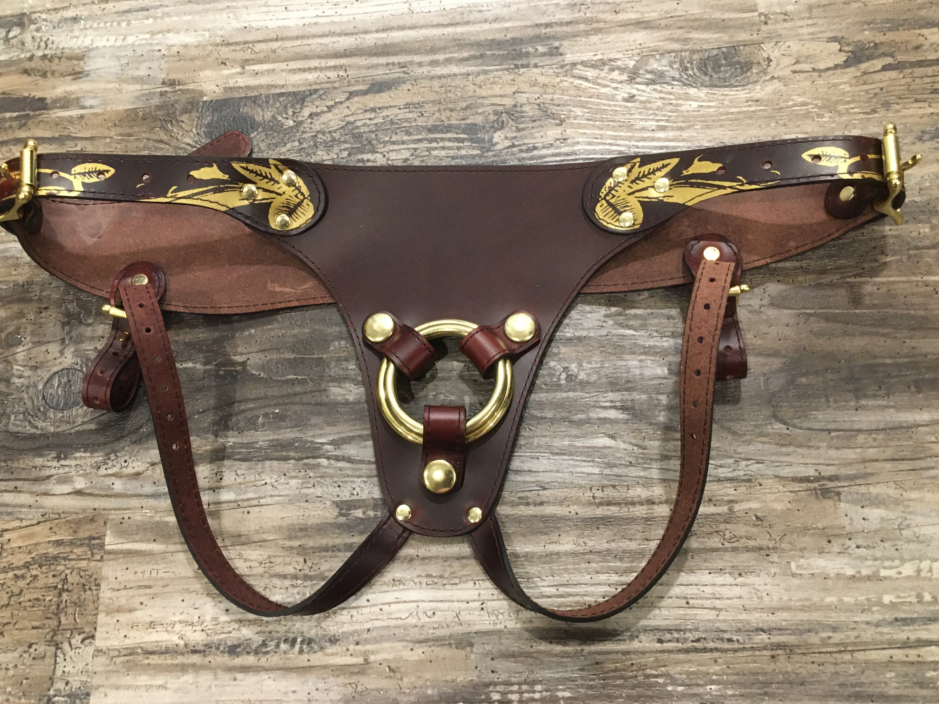 Harness for pegging best sale