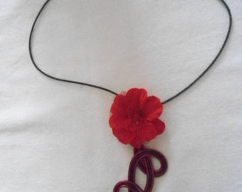 wire auminium pendant 2 colors with fabric flower