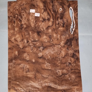 American Walnut burr veneer - 2 consecutive sheets 22x34cm - ET224