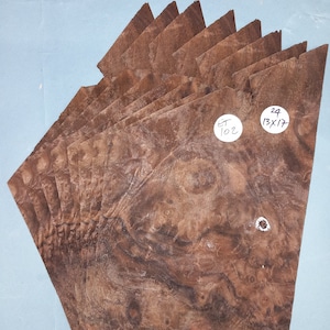 Impiallacciatura in radica di noce americano - 8 fogli consecutivi 13 x 17 cm - ET102