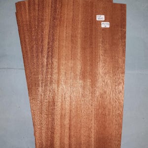 Sapele Mahogany veneer - 4 consecutive sheets 16x34cm - ET562