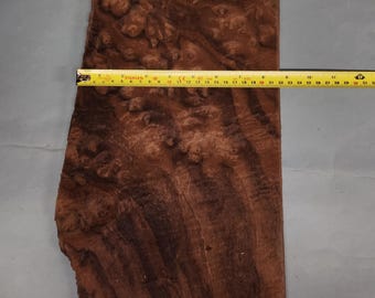 Amerikanskt faner i valnötsträ - 2 ark i rad 20 x 49 cm - ET1004