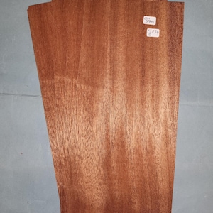 Sapele Mahogany veneer - 4 consecutive sheets 13x34cm - ET570
