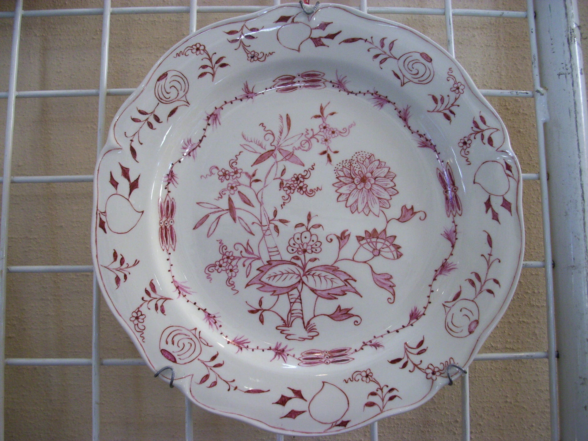 Assiette de Décoration en Faïence Peinte Main