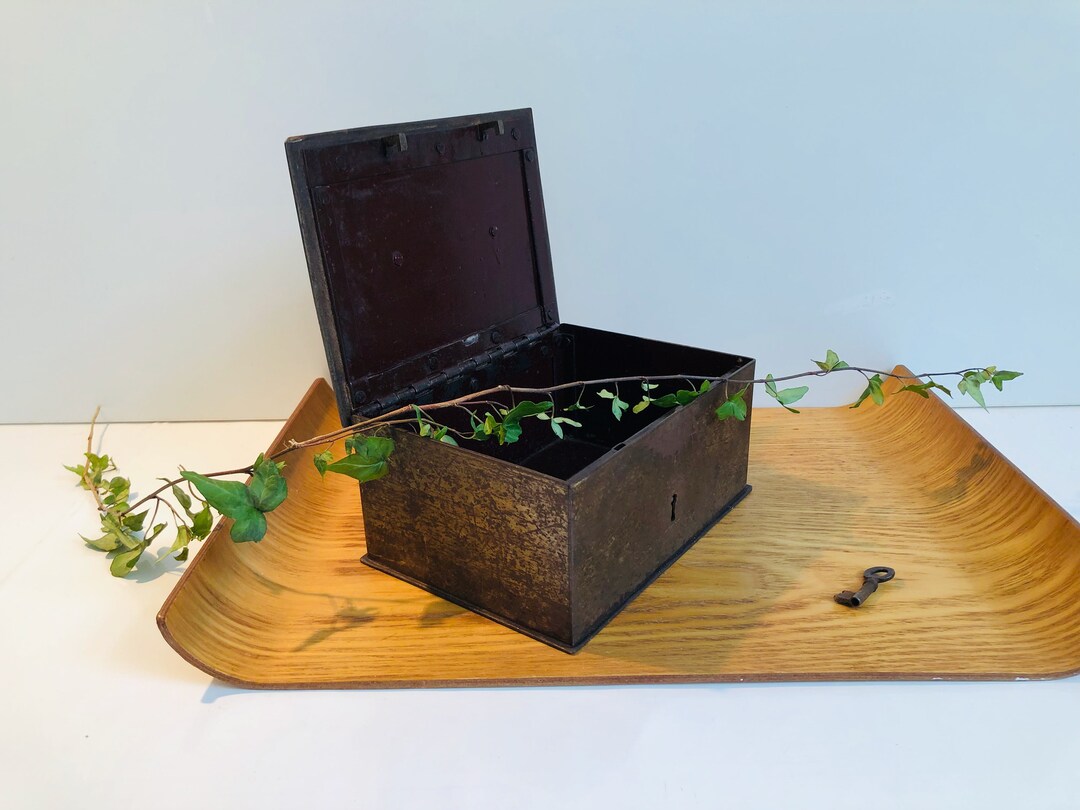 Heavy Antique Metal Box With Key I Treasure Chest Cash Box Etsy