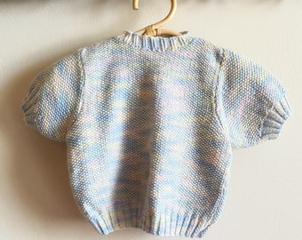6-12 months | Sweater rainbow short sleeves pastel for baby and custom hand embroidery #rainbowbrite
