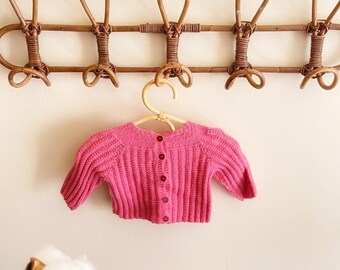 3-6 months | Pink baby vest and personalized hand embroidery