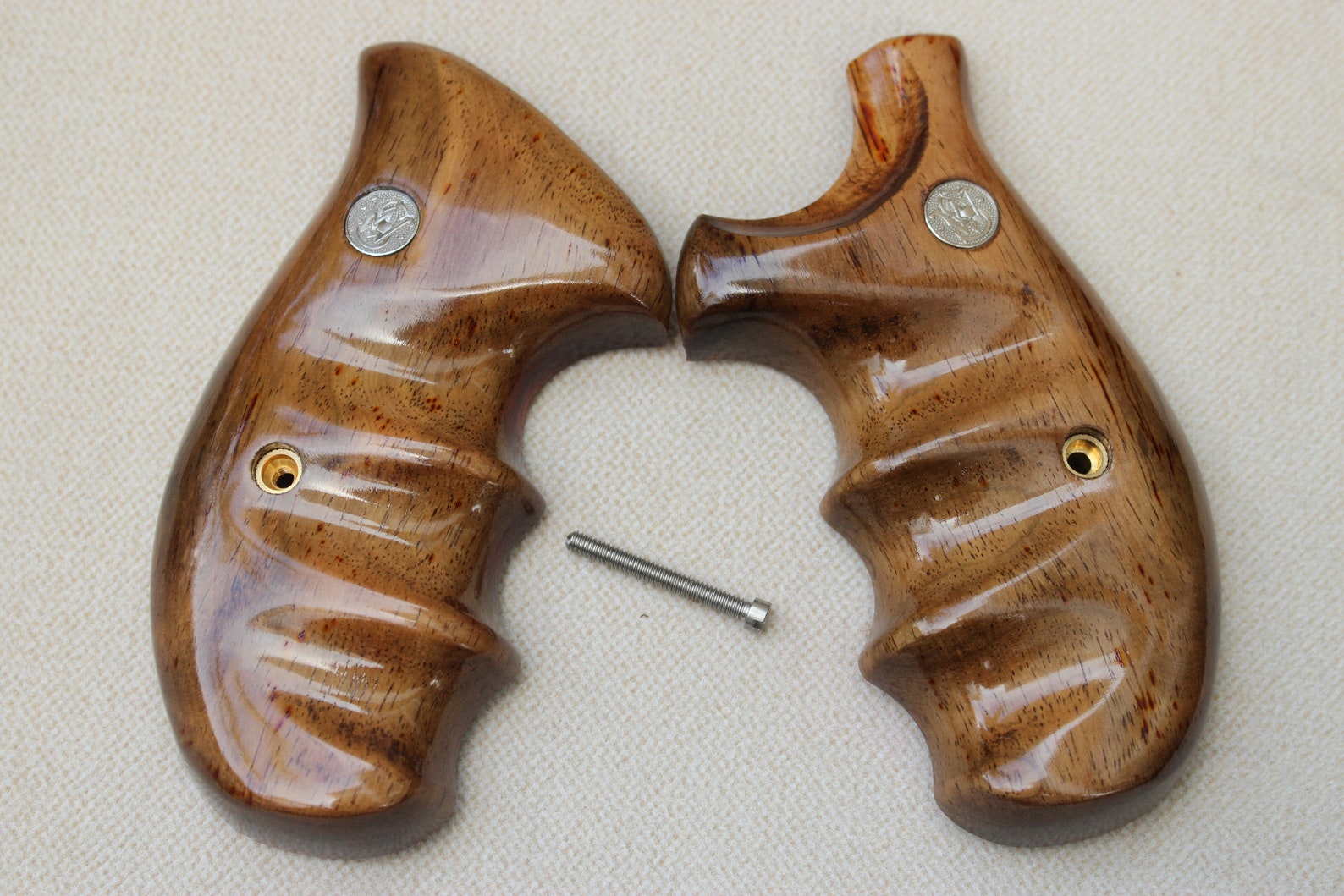 Decorative Combat Wood Grips for S&W Model 242 646 686 696 66 Etsy