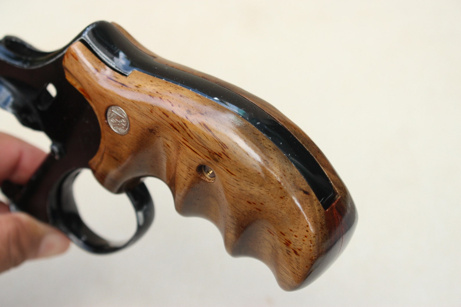 Decorative Combat Wood Grips for S&W Model 242 646 686 696 66 Etsy