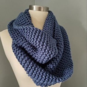 Chunky Knit Infinity Scarf: Super Soft Acrylic, Handmade Unisex Gift - Etsy