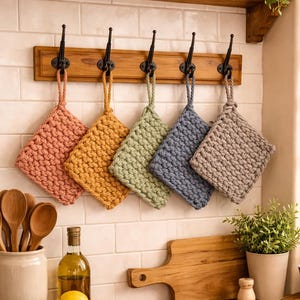 Hand Knit Cotton Trivet – Cottagecore Farmhouse Kitchen