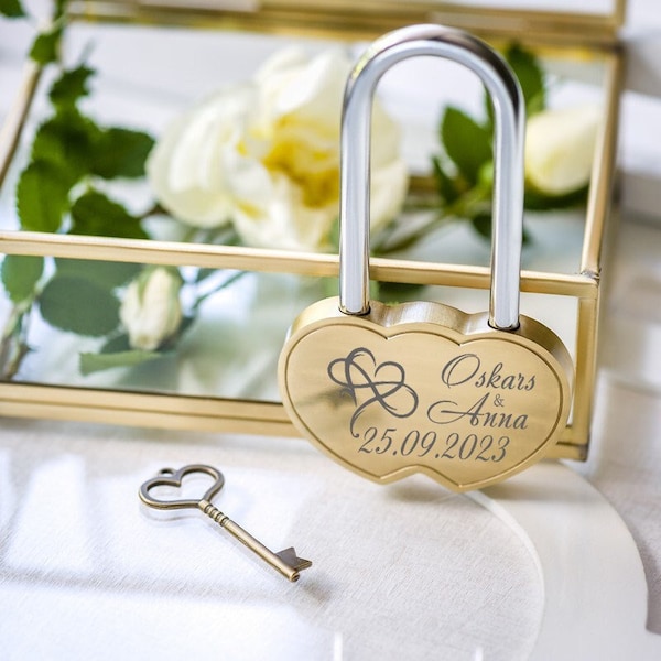 Cadenas gravé, cadenas et clé, cadenas gravé, cadenas en métal de mariage unique personnalisé disponible en laiton et métal couleur mariage