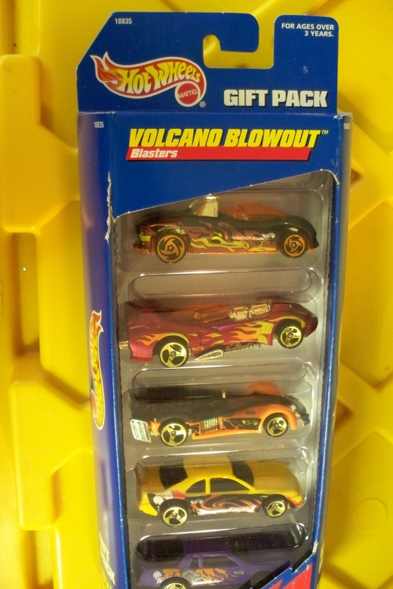 hot wheels volcano blowout