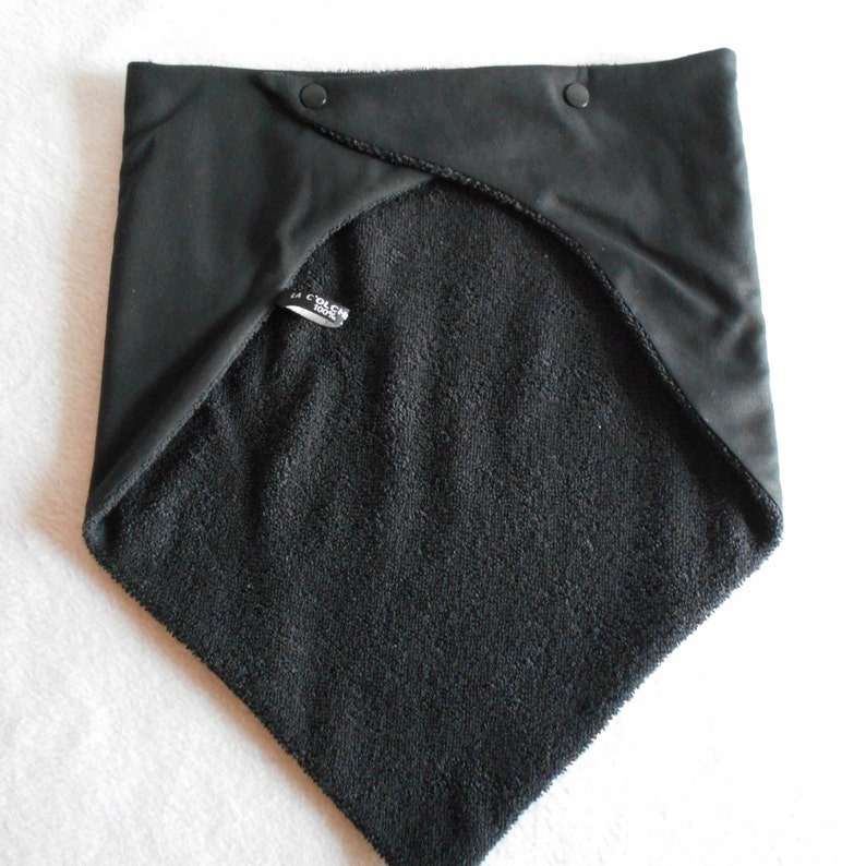 Très grand bavoir bandana mixte UNI adulte réglable 75 cm x 37,5 cm, bleu marine, noir, gris, big special needs bibs image 4