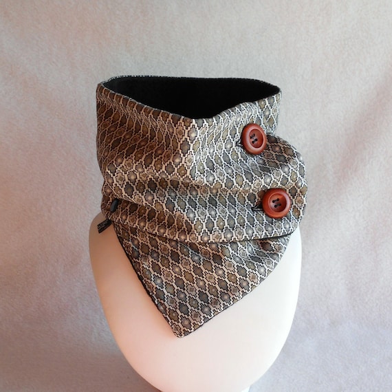 Snood polaire avec boutons