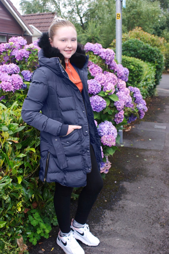 girls navy puffa coat