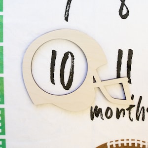 Football Helmet Milestone Marker, Milestone Blanket Marker, Baltic Birch Wood Milestone Marker, Baby Shower Gift, Photo Prop, Month Marker