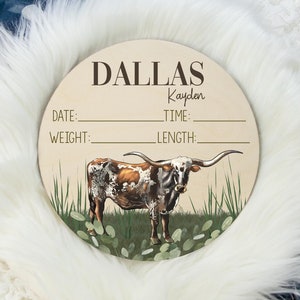 Longhorn Cow Birth Stat Sign, Cow Birth Stat Sign, Round Wood Birth Stat Sign, Longhorn Cow Nursery Theme, Personalized Birth Stat Sign C30