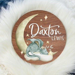 Dragon Round Wood Name Sign, Dragon Baby Name Sign, Round Wood Baby Name Sign, Baby Announcement Sign, Dragon Theme Nursery Decor B49