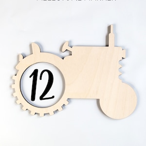 Tractor Milestone Marker, Baby Milestone Blanket Marker, Baltic Birch Wood Milestone Marker, Baby Shower Gift, Photo Prop, Monthly Marker