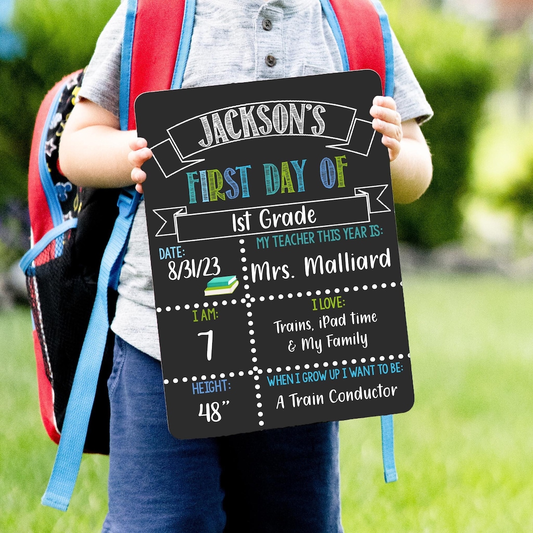Reusable First and Last Day of School Sign, Liquid Chalk Dry Erase — free download