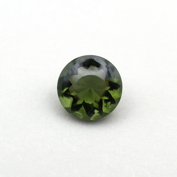 Authentic Moldavite Buff Top Round Cut Gemstone, 8mm, Natural Czech Tektite for Jewelry 1.34ct