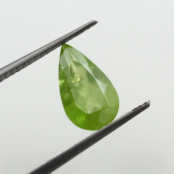 Rare Green Sphene Pear Cut Gemstone, Natural Titanite, 11x7mm, 1.80ct for Jewelry Making