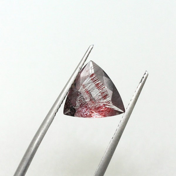 Natural Red Hematite Included Quartz Gemstone, Trillion Cut for Jewelry Making - 10mm, 1.87ct