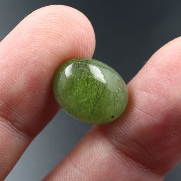 Natural peridot with Ludwigite inclusions 15x12mm Loose oval cut cabochon gemstone 10ct