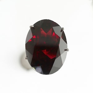 Deep Red Pyrope Garnet, Oval Cut, Natural from Mozambique Mines - 12x16mm, 10.19ct