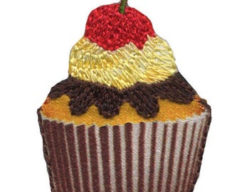 Cherry Chocolate Cupcake fusible badge
