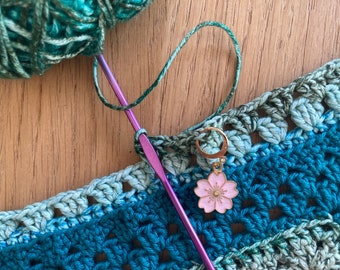 Cherry blossom knitting crochet stitch marker Japan