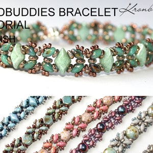 Könnte beinhalten: Eine Nahaufnahme eines grünen, türkisfarbenen und kupferfarbenen Perlenarmbands. Das Armband besteht aus Perlen in verschiedenen Größen und Formen. Das Armband wird mit anderen Perlenarmbändern in verschiedenen Farben gezeigt.