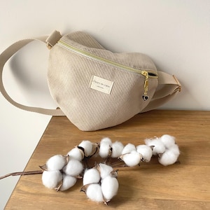 Sac banane cœur velours côtelé