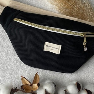 Sac banane velours côtelé noir