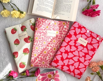 Pochette livre de poche et grand livre broché à motifs fleuri, cœur, fraise personnalisée
