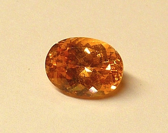 1.5CT Oval Cut Red NIGERIAN SPESSARTINE GARNET Loose Gemstone (JJG32)