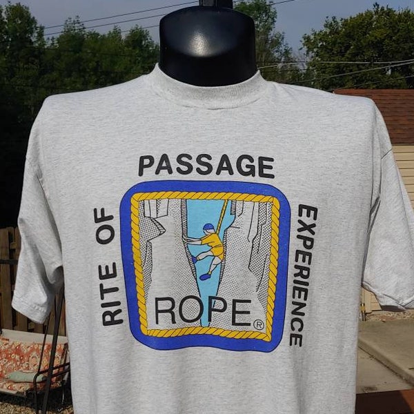 90s ROPE Rite of Passage Experience rock mountain climbing graphic Heather Gray t shirt size L/XL vtg vintage