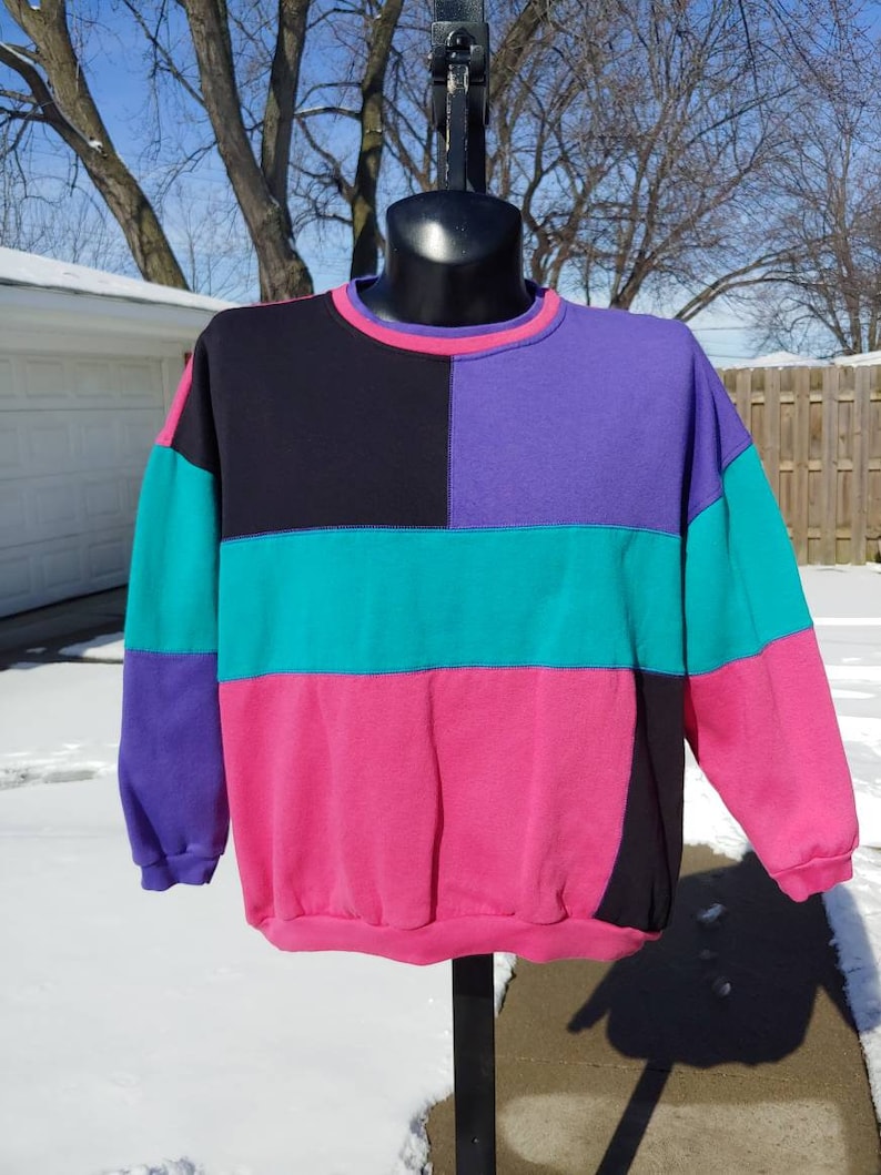 90s Whitefish Bay colorblock pullover sweatshirt size XL vtg vintage pink purple teal black