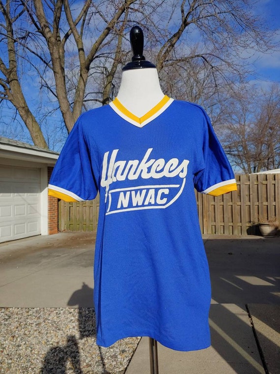 yankees blue jersey