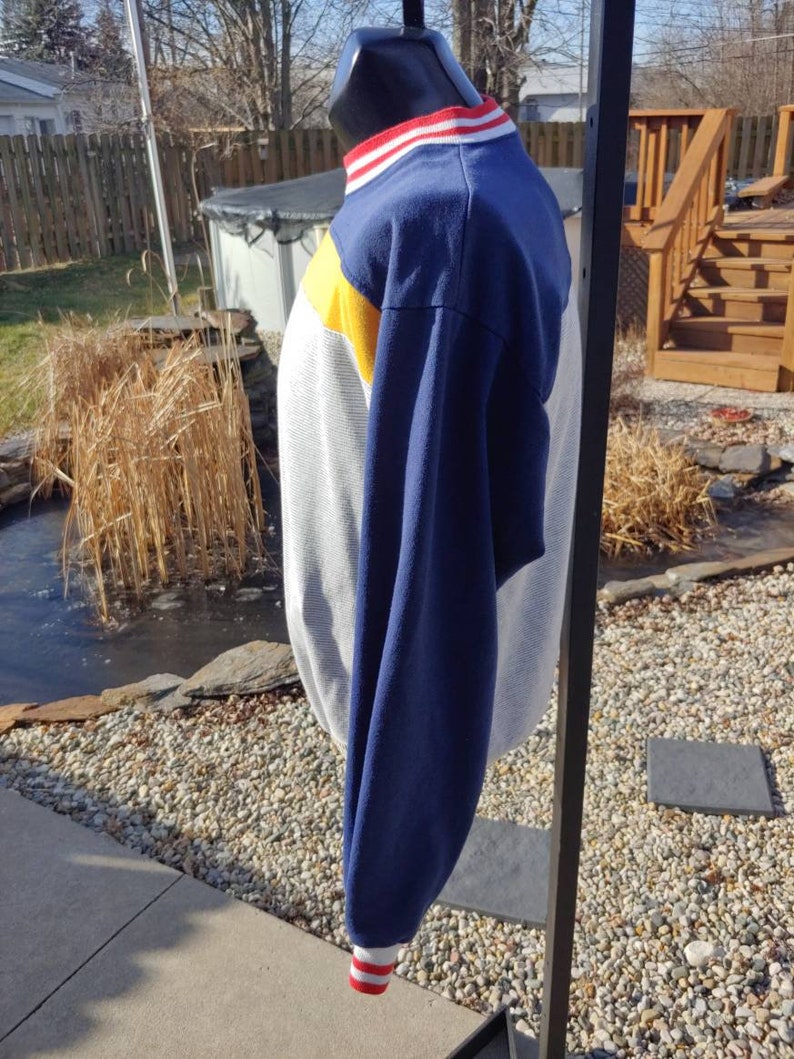 80s La Jolla California sailboat graphic pullover sweatshirt size L vtg vintage colorblock gray red blue yellow striped