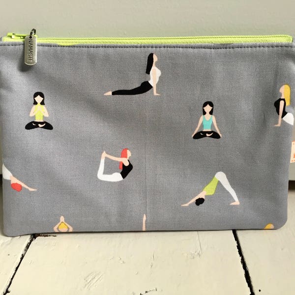 Yoga ladies zipped pouch, make-up bag, padded bag, gym pouch