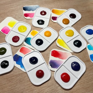 Filled Watercolor Dot Tray
