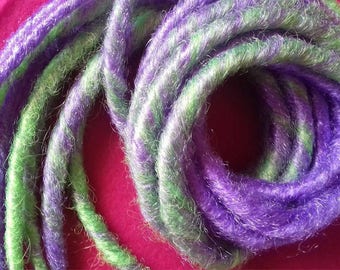 Lot de 9 dreads synthé vert/violet