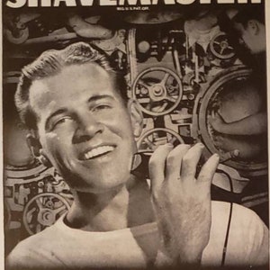 1943 SUNBEAM SHAVEMASTER Shaver Shaving Submarine Man WWII World War 2 Vintage Print Ad