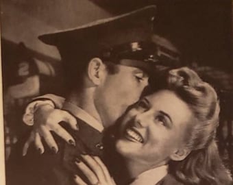 1943 ETIQUET Antiseptic Deodorant Cream Hygiene Should Marine Kiss Girl With Hat On World War 2 Vintage Print Ad